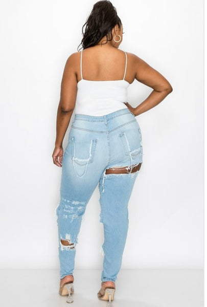 Plus Curvy Distressed Jeans